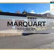 Garitz: Zwei Häuser mit Doppelgarage, Garten und Ausblick - Bad Kissingen