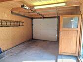 Garage innen zum Tor.jpg - 