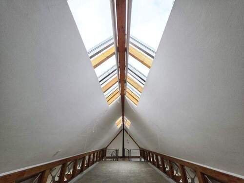 Dachflächenfenster obere Bürofläche - 