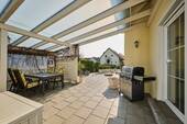 EFH Mintraching Terrasse Überdacht - 