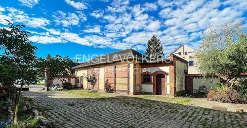 Hofansicht mit Garage - Einfamilienhaus in Storkow (Mark)