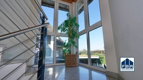 Das helle Treppenhaus - 