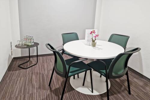 Regus_HAMBURG, Chilehaus_Germany_Centre 0503_Meeti - 
