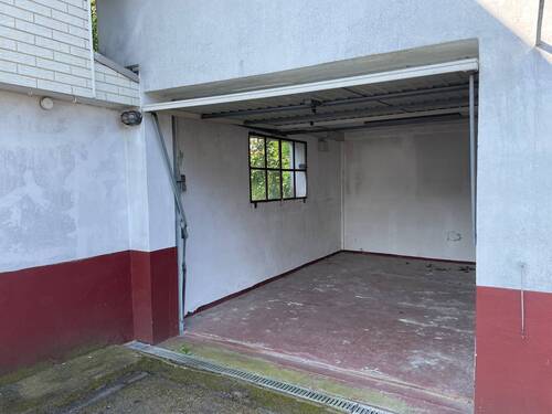 Garage in massiver Bauweise - 