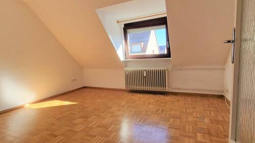Zimmer 2 - Etagenwohnung mit 42,00 m&sup2; in Mannheim zur Miete