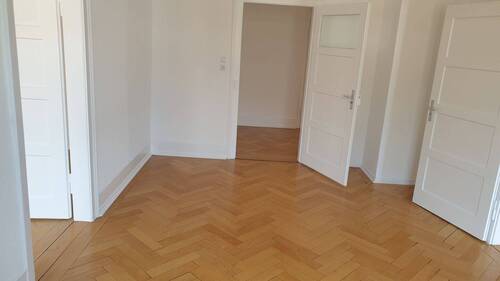 20230430_173431.jpg - 4 Zimmer Etagenwohnung in Stuttgart