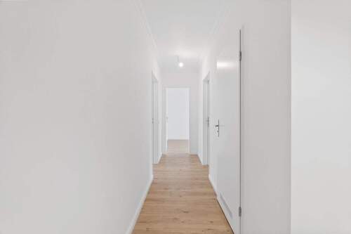 Flur - 3 Zimmer Etagenwohnung in Düsseldorf