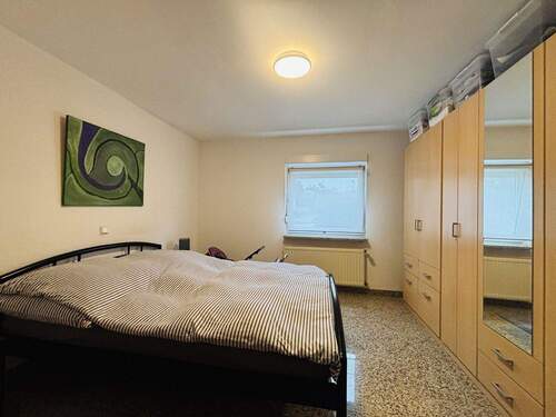 Schlafzimmer EG - 