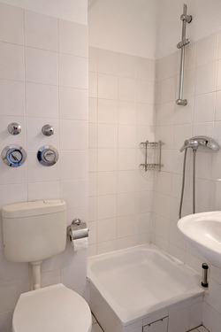 ChatGPT Image 9. Jan. 2026, 17_13_49.png - 