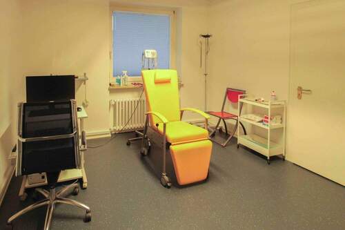 Arztpraxis 1.OG - Etagenwohnung mit 269,00 m&sup2; in Kiel zum Kaufen