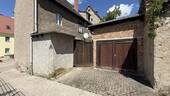 Garage und Zugang Seitengasse - 
