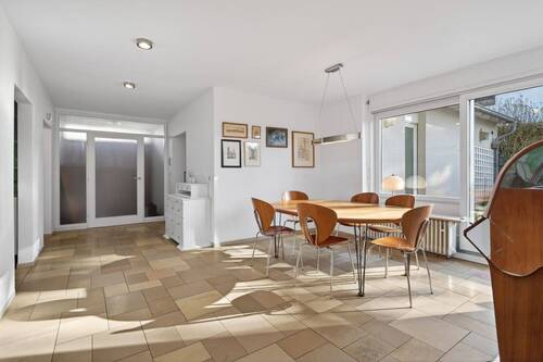 Essbereich und Flur Erdgeschoss - 1 Zimmer Einfamilienhaus in Karlsruhe