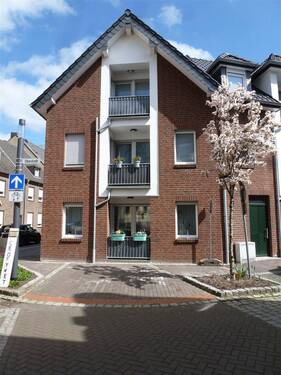 Front - helle 3-Zimmerwohnung in der Innenstadt Rees