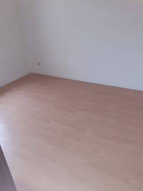 Zimmer 2 - 