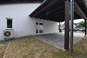 Carport/Eingang - 