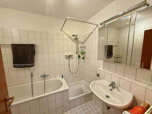 Bad - Etagenwohnung mit 56,00 m&sup2; in Gladbeck zum Kaufen