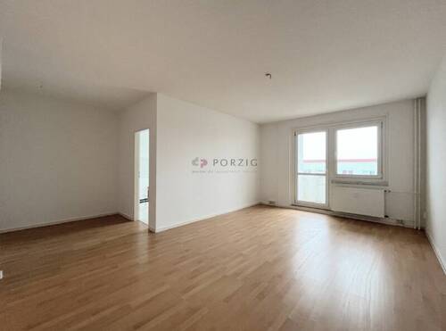 Wohnzimmer - 2 Zimmer Etagenwohnung zur Miete in Chemnitz