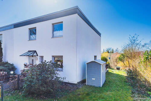 Blick auf den Eingangsbereich - Eschberg - Die Alternative zur ETWohnung - Familienfreundliches Haus mit Garage in ruhiger Wohnlage