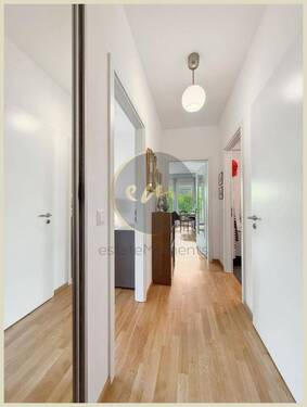 Flur - Etagenwohnung mit 66,80 m² in Berlin zum Kaufen