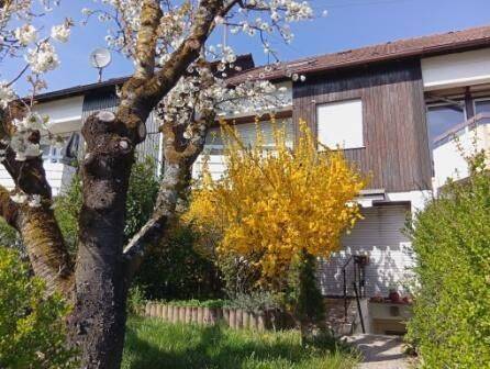 Ansicht - Reihenmittelhaus in Wendlingen, 5,5 Zimmer in zentraler Lage mit TOP Anbindung - ideal für Pendler und Familien