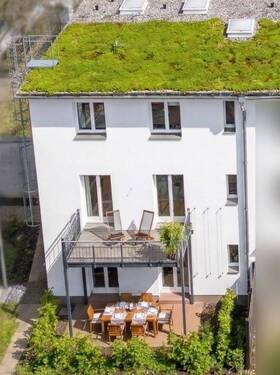 Ansicht Süd - 4 Zimmer Etagenwohnung zum Kaufen in München