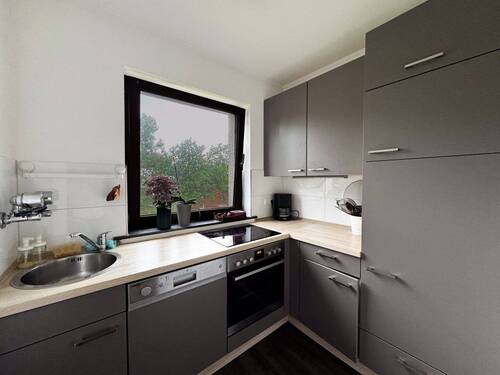 Moderne Küche - 2 Zimmer Etagenwohnung zum Kaufen in Hamburg