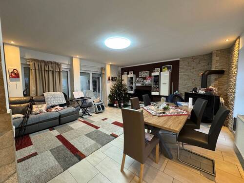 Wohnzimmer - 3 Zimmer Etagenwohnung zum Kaufen in Wuppertal