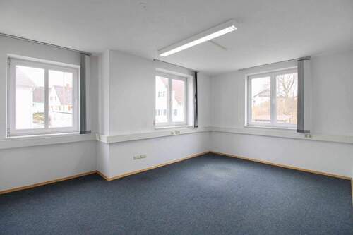 2. Zimmer - 6 Zimmer Etagenwohnung zum Kaufen in Holzheim