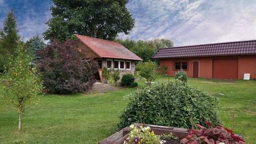 Garten mit Nebengelass - Einfamilienhaus mit 270,00 m&sup2; in Lalendorf zum Kaufen