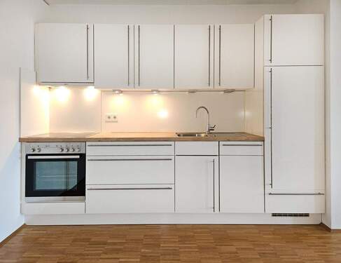 neuwertige Einbauküche - 2 Zimmer Etagenwohnung in Sandhausen