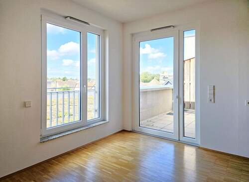 Blick zur Terrasse - Etagenwohnung mit 68,00 m&sup2; in Sandhausen zum Kaufen