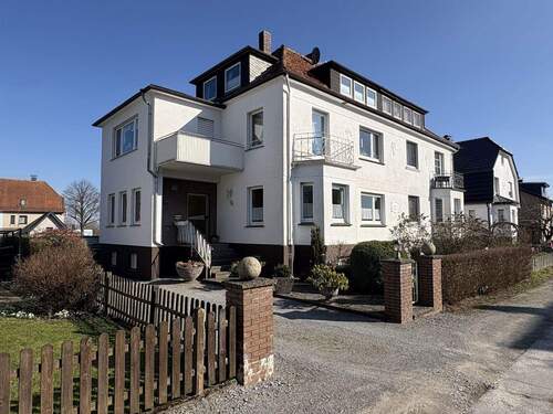 Straßenansicht - 6 Zimmer Doppelhaushälfte zum Kaufen in Horn-Bad Meinberg / Horn