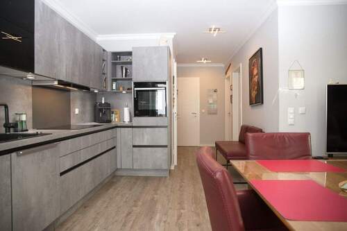 Küche mit Essplatz - 