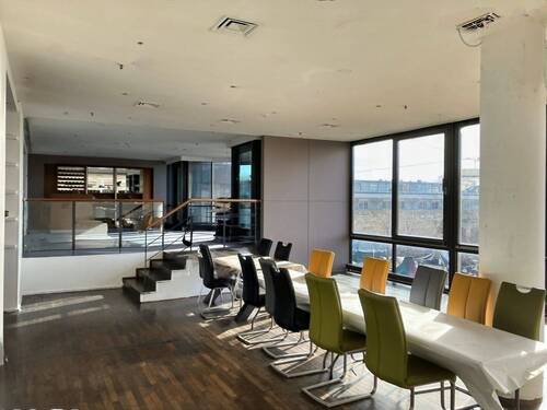 Büroraum, Gegenblick - 