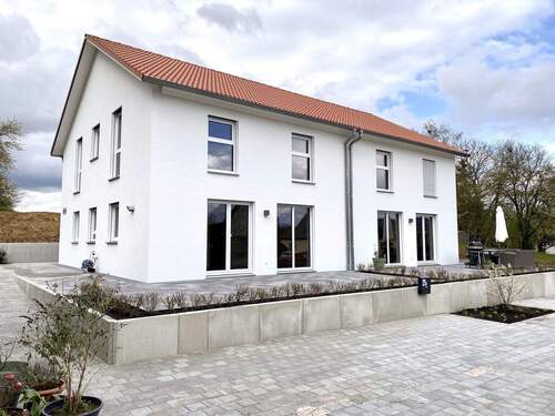 Hausansicht gesamtes Haus - 