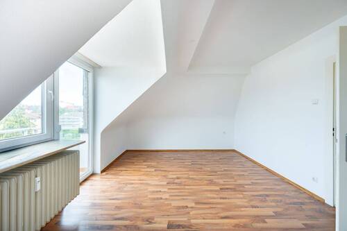 Wohnbereich Ansicht 2 - 2 Zimmer Etagenwohnung zur Miete in Würzburg