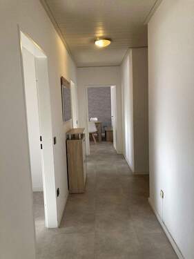 Flur - Etagenwohnung mit 76,00 m² in Simmern zum Kaufen