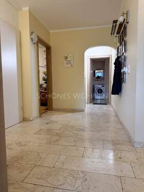  Flur - 4 Zimmer Etagenwohnung zur Miete in Mainz