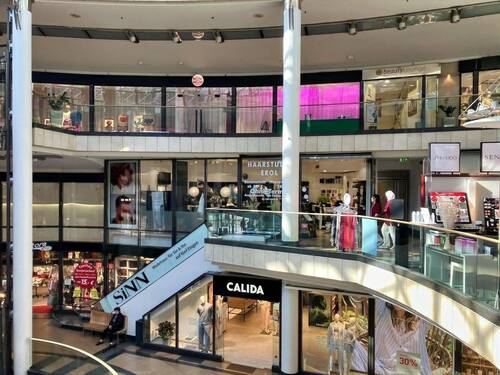 die Ladeneinheit (Friseursalon) - 