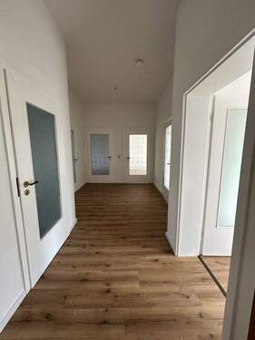Flur - 4 Zimmer Etagenwohnung in Mittweida