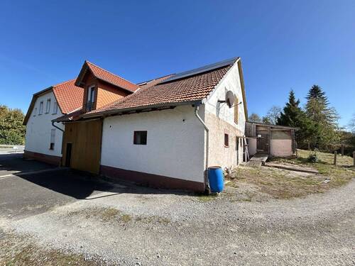 Seitenansicht - Mehrfamilienhaus, Wohnhaus mit 295,00 m² in Warburg-Herlinghausen zum Kaufen