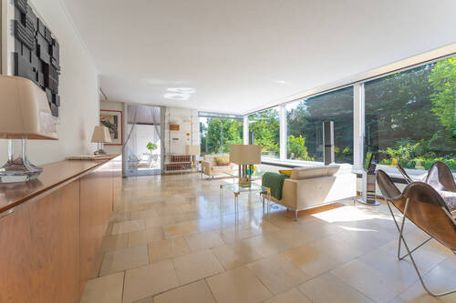 Wohnzimmer mit Zugang zur Terrasse - 