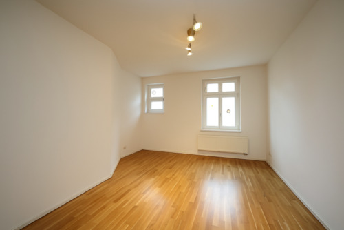 Zimmer 1 (möblierungsfrei visualisiert) - 