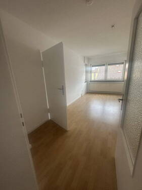 Bild 1 - Schönes 3 Zimmer Apartment nähe Rheinpromenade