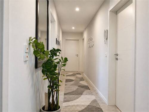 Flur/Beispieleinrichtung - 3 Zimmer Etagenwohnung zum Kaufen in Bibertal