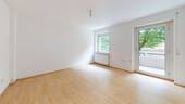 Wohnzimmer - Etagenwohnung mit 49,00 m&sup2; in Frankfurt am Main / Niederrad zum Kaufen