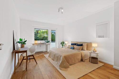 Schlafzimmer - Urbanes Wohnen mit Parkblick - saniert, provisionsfrei mit 2 Balkonen