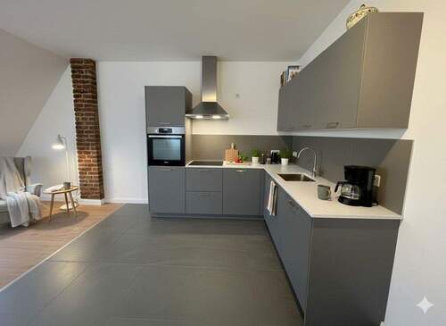 Bild 1 - Exklusive 3-Zimmer Altbau-Wohnung mit Dachloggia - kernsaniert 2025