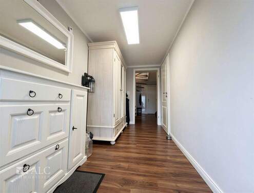 Flur - 3 Zimmer Einfamilienhaus zum Kaufen in Neunkirchen-Seelscheid