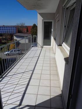 Balkon 1 - Wertheim- Nassig: sonnige 4-Zi.-Wohnung mit 2 Balkonen